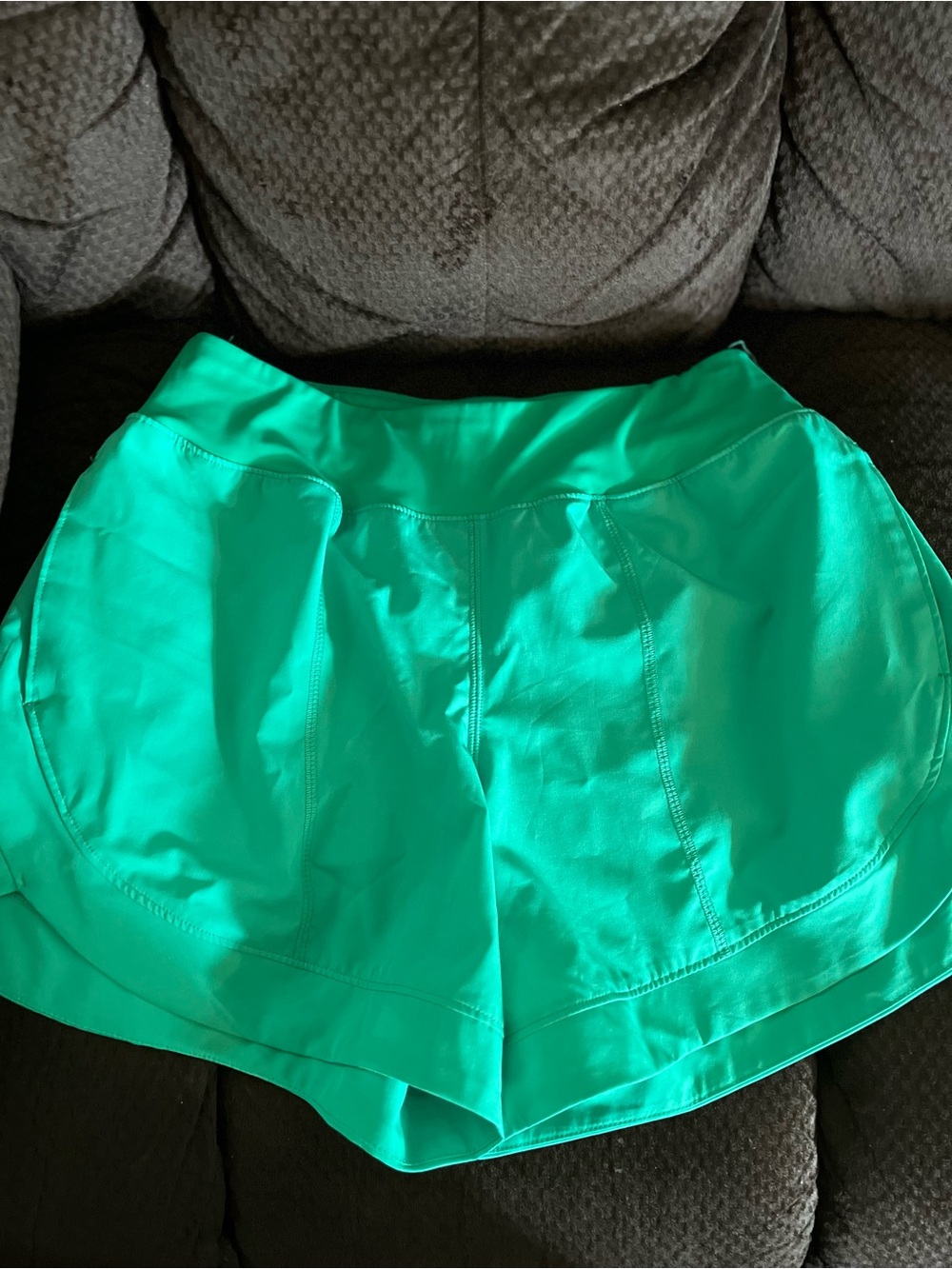 Women’s green tek gear shorts size small